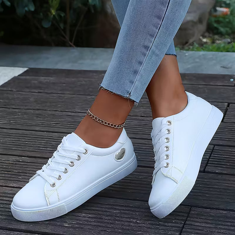 Ladies' lightweight casual shoes